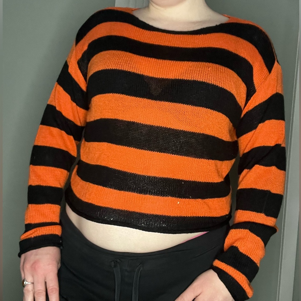 Social collision knitted sweater, only worn once, in perfect condition, size XL